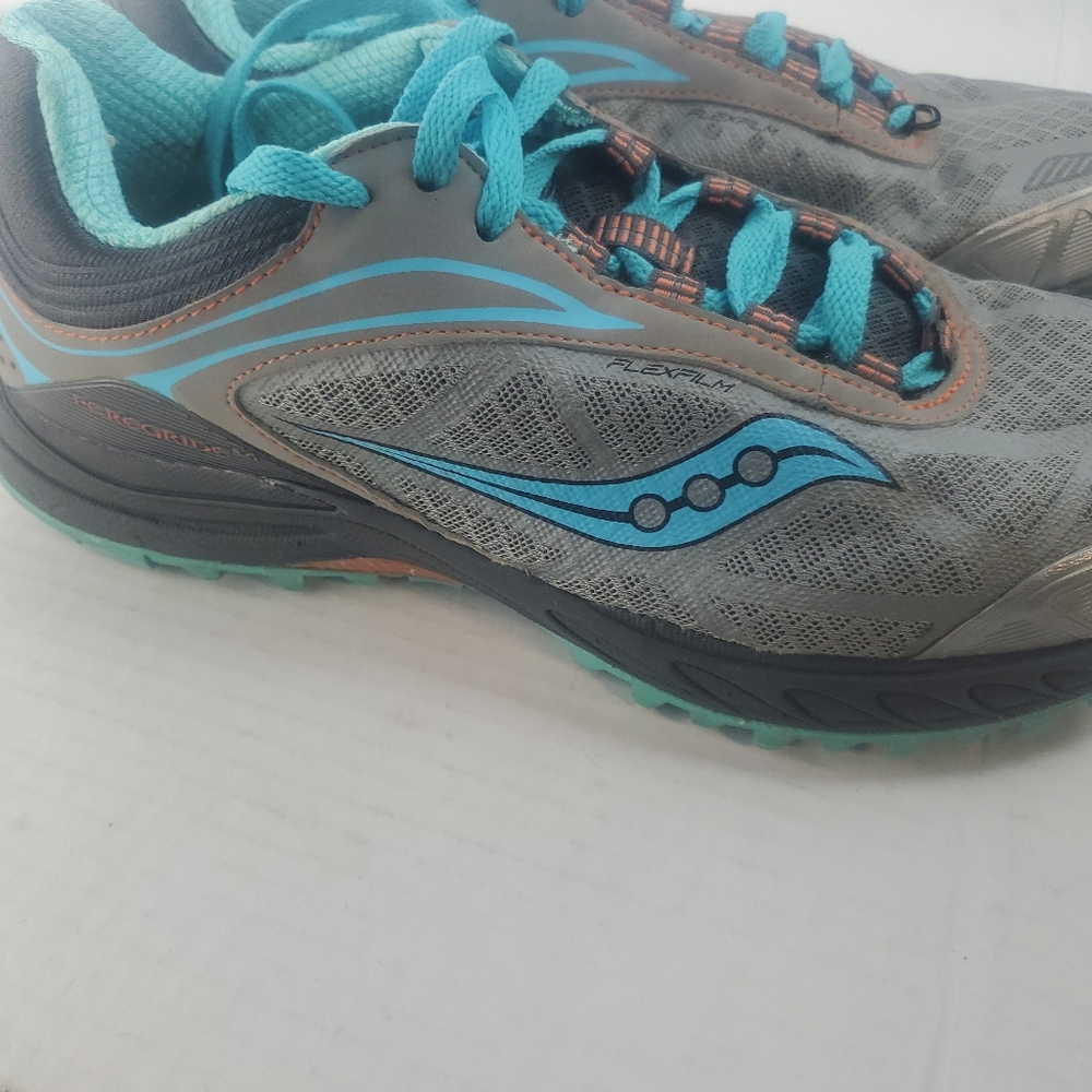 Saucony Peregrine 3.0 Blue/Yellow Running Shoes Womens Size 9.5 Trail Sneakers View 2